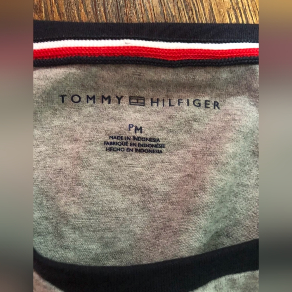 Tommy Hilfiger Gray T-Shirt Dress - Picture 5 of 12
